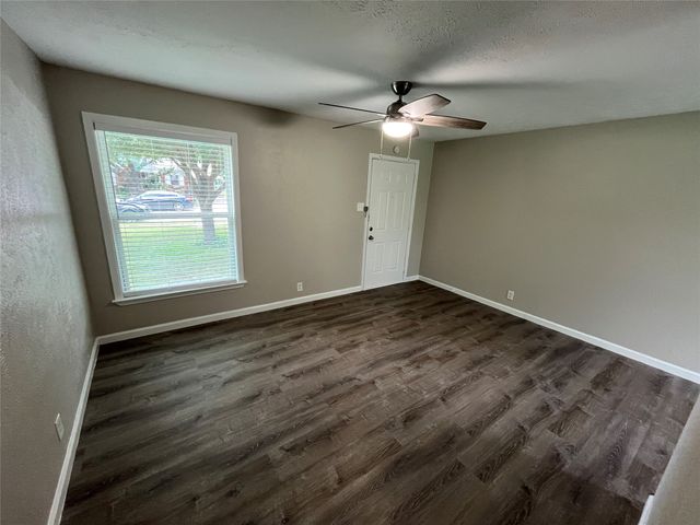 10608 Cayuga Drive, Dallas, TX 75228