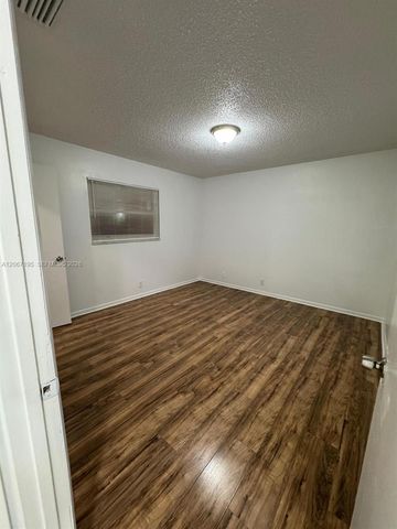 1746 N 3rd Avenue N 2, Lake Worth, FL 33460