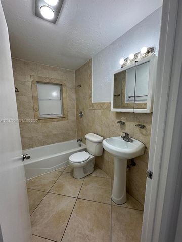1746 N 3rd Avenue N 2, Lake Worth, FL 33460