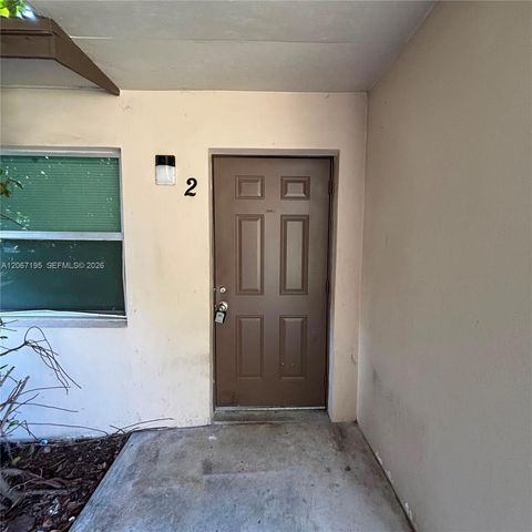 1746 N 3rd Avenue N 2, Lake Worth, FL 33460