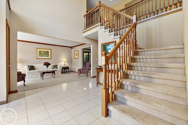 54660 Whitby Way, Shelby Twp, MI 48316