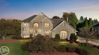 54660 Whitby Way, Shelby Twp, MI 48316