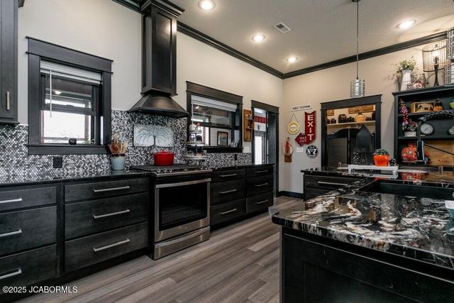 17950 N OLD NUMBER 7, Sturgeon, MO 65284