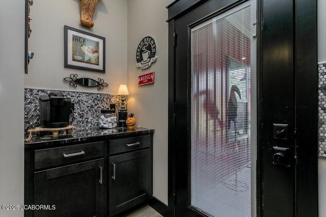 17950 N OLD NUMBER 7, Sturgeon, MO 65284