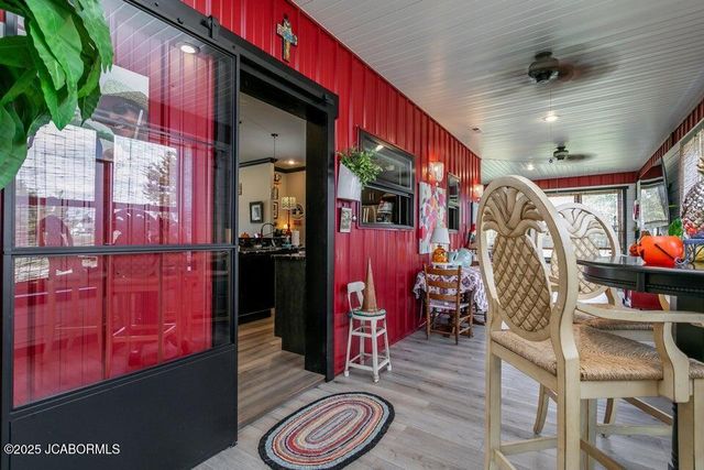 17950 N OLD NUMBER 7, Sturgeon, MO 65284