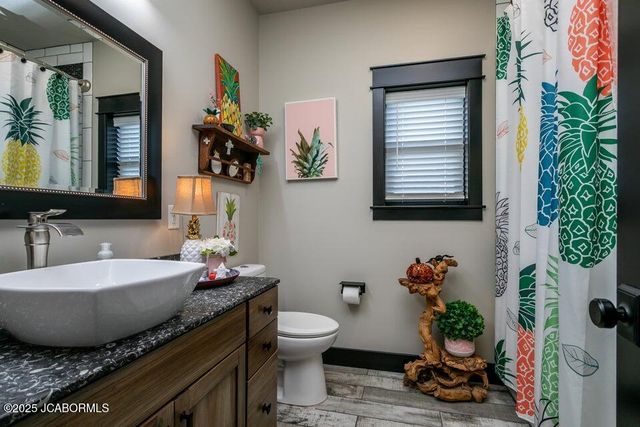 17950 N OLD NUMBER 7, Sturgeon, MO 65284