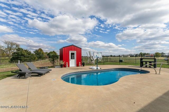 17950 N OLD NUMBER 7, Sturgeon, MO 65284