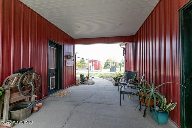 17950 N OLD NUMBER 7, Sturgeon, MO 65284