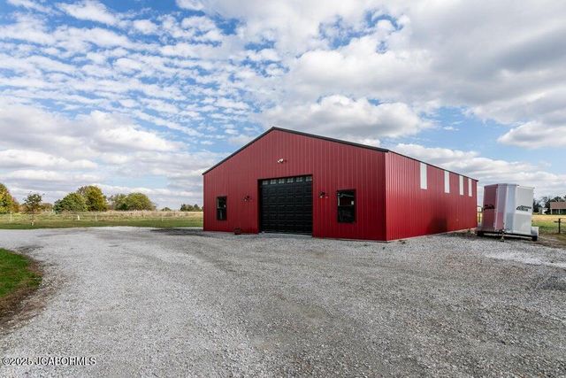 17950 N OLD NUMBER 7, Sturgeon, MO 65284