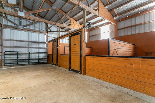 17950 N OLD NUMBER 7, Sturgeon, MO 65284