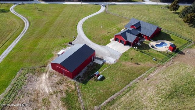 17950 N OLD NUMBER 7, Sturgeon, MO 65284