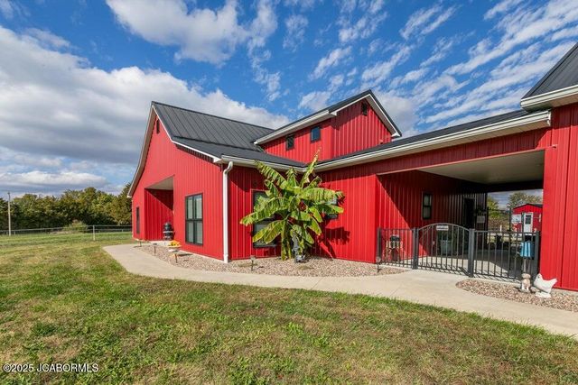 17950 N OLD NUMBER 7, Sturgeon, MO 65284