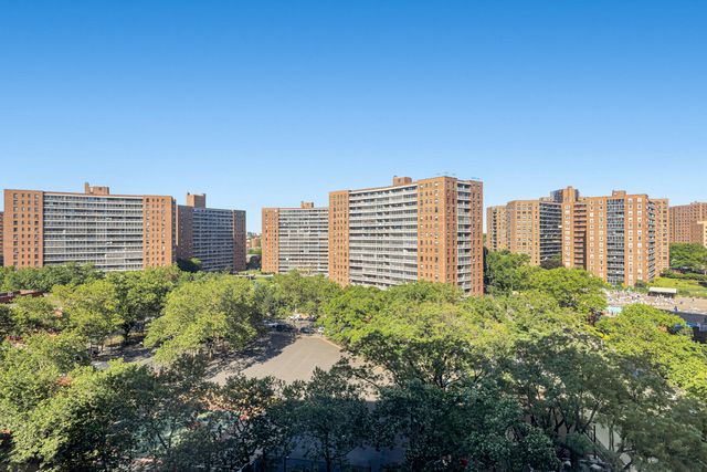 6254 97th Pl Apt 9M, New York City, NY 11374