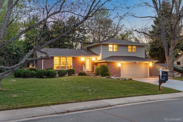 2161 S Dover Way, Lakewood, CO 80227