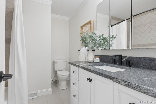 2161 S Dover Way, Lakewood, CO 80227