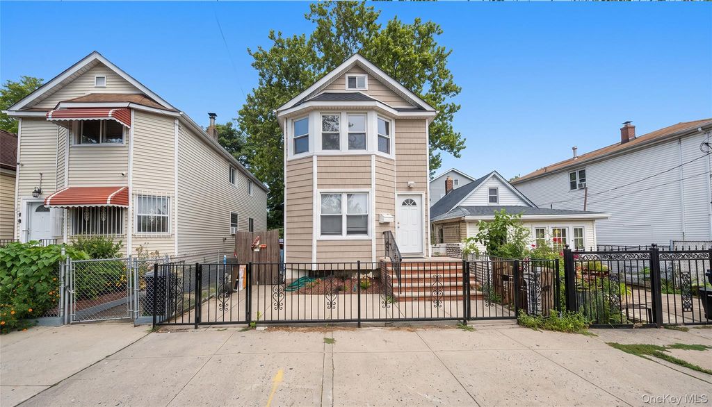 324 Underhill Avenue, Bronx, NY 10473 — exterior
