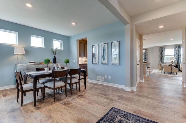 2077 Kestrel Drive, Shakopee, MN 55379