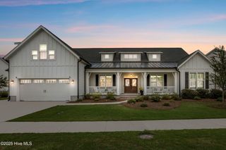 227 Leas Lane, Hampstead, NC 28443