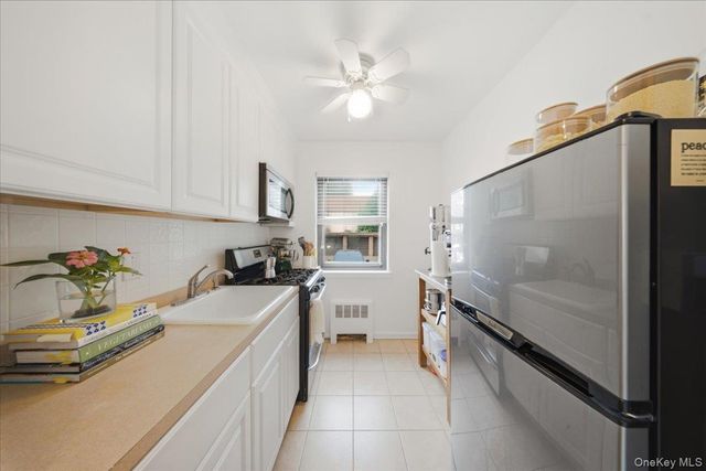 107 15th Street F1, Garden City, NY 11530
