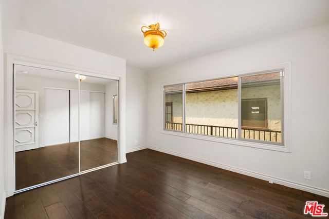 422 S Clark Drive, Beverly Hills, CA 90211