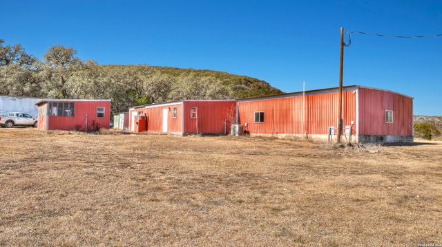 28387 US Highway 83, Concan, TX 78838