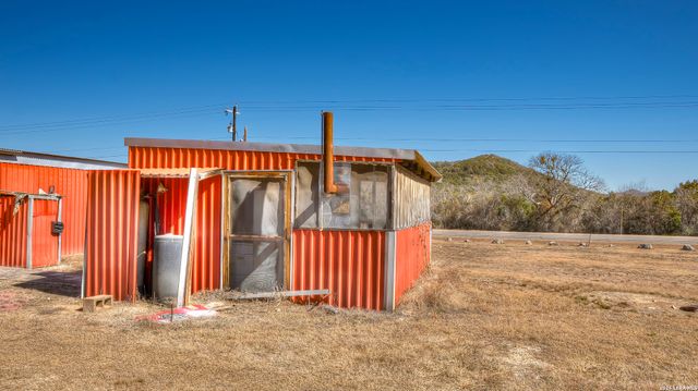 28387 US Highway 83, Concan, TX 78838