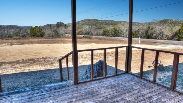 28387 US Highway 83, Concan, TX 78838