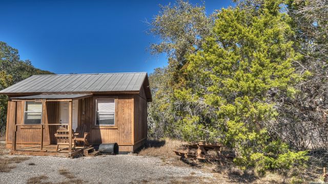 28387 US Highway 83, Concan, TX 78838