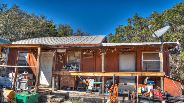 28387 US Highway 83, Concan, TX 78838