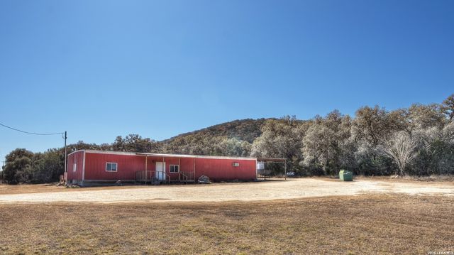 28387 US Highway 83, Concan, TX 78838