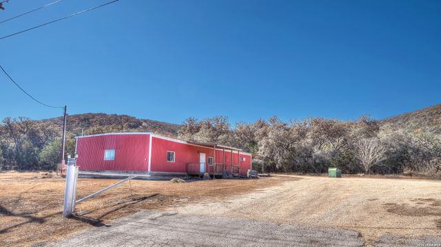 28387 US Highway 83, Concan, TX 78838