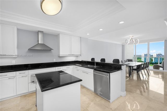 20201 E Country Club Dr 2506, Aventura, FL 33180