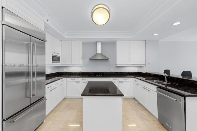 20201 E Country Club Dr 2506, Aventura, FL 33180