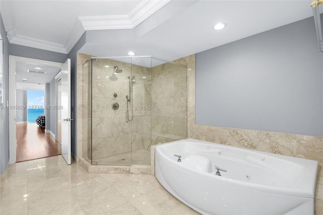 20201 E Country Club Dr 2506, Aventura, FL 33180