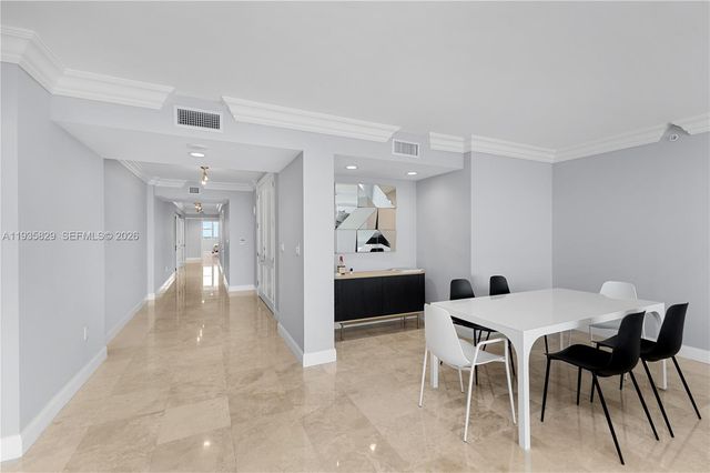 20201 E Country Club Dr 2506, Aventura, FL 33180