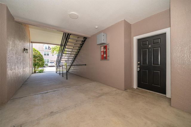 6663 QUEENS BOROUGH AVENUE 101, Orlando, FL 32835
