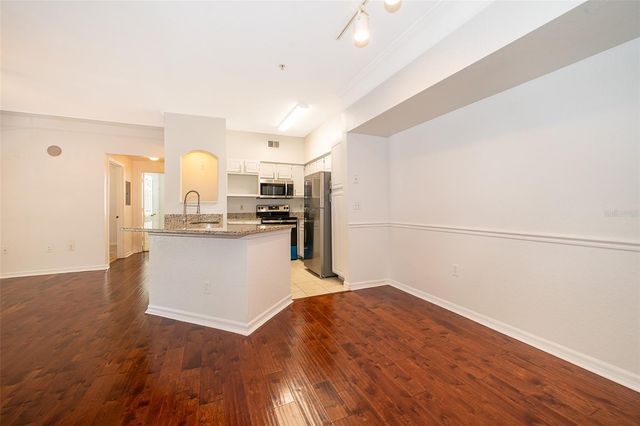 6663 QUEENS BOROUGH AVENUE 101, Orlando, FL 32835