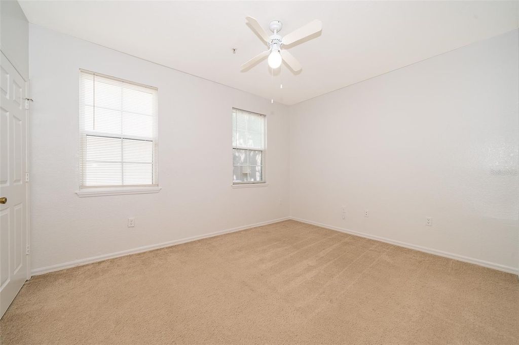 Image 13 of property listing at 6663 QUEENS BOROUGH AVENUE 101, Orlando, FL 32835