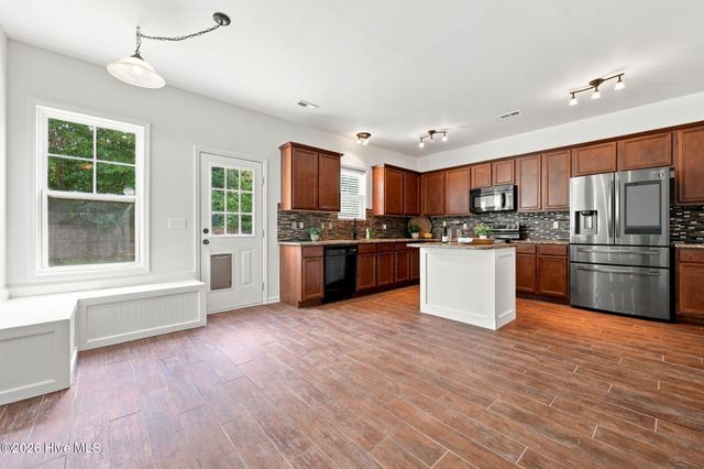 133 Emma Court, Linden, NC 28356