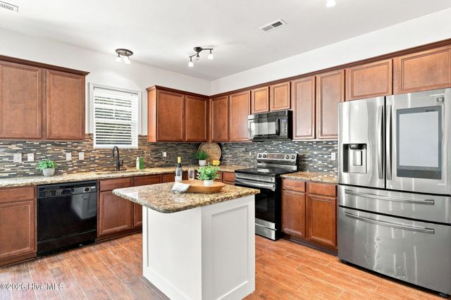 133 Emma Court, Linden, NC 28356