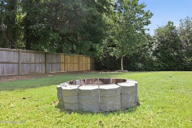 133 Emma Court, Linden, NC 28356