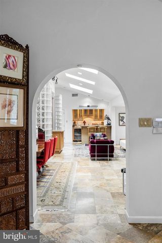 14 E RIDING DR, Cherry Hill, NJ 08003