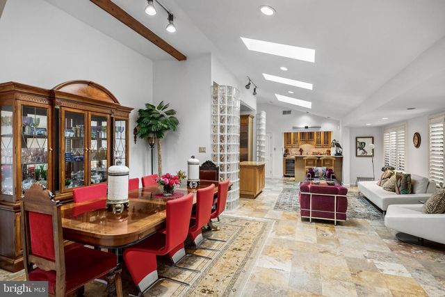14 E RIDING DR, Cherry Hill, NJ 08003