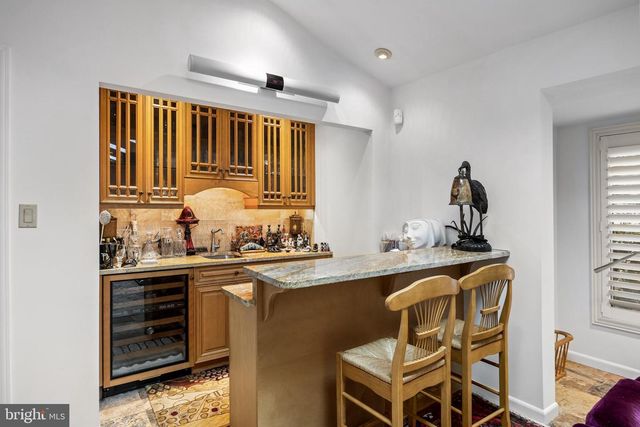 14 E RIDING DR, Cherry Hill, NJ 08003