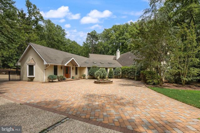 14 E RIDING DR, Cherry Hill, NJ 08003