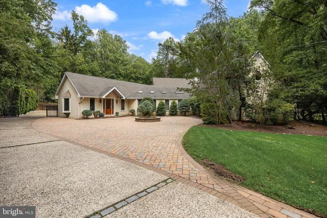 14 E RIDING DR, Cherry Hill, NJ 08003