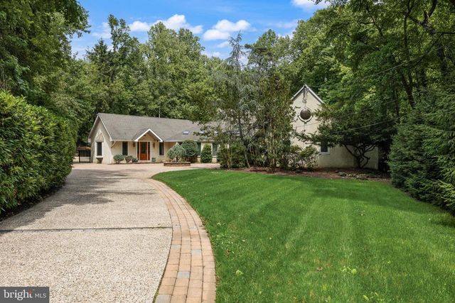 14 E RIDING DR, Cherry Hill, NJ 08003