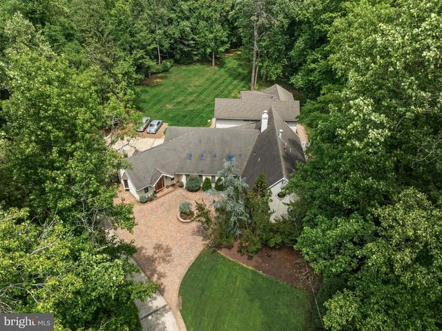 14 E RIDING DR, Cherry Hill, NJ 08003