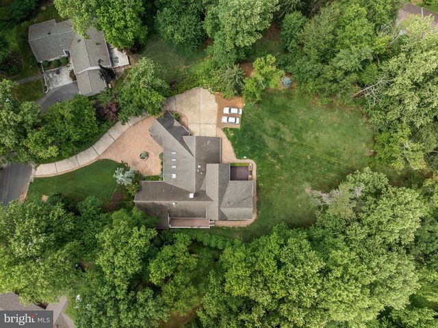 14 E RIDING DR, Cherry Hill, NJ 08003