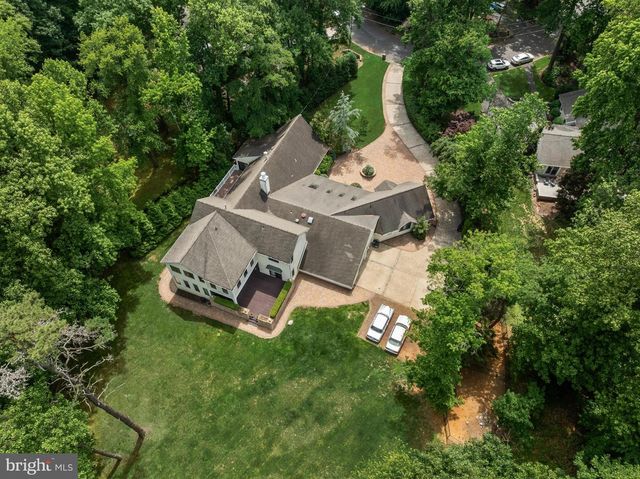 14 E RIDING DR, Cherry Hill, NJ 08003